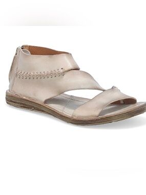 ๐A.S.98 Ralphie Sandal